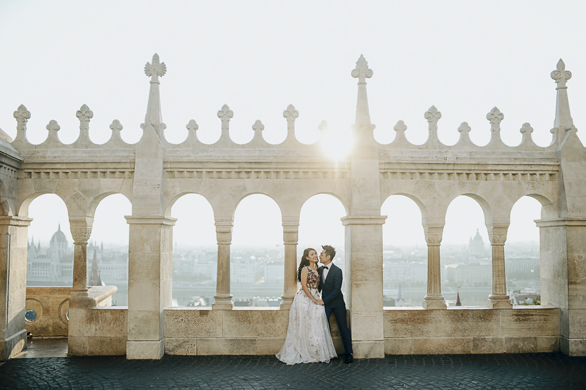 budapest pre wedding photo in the early morning