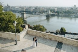 Budapest pre wedding photography chain bridge
