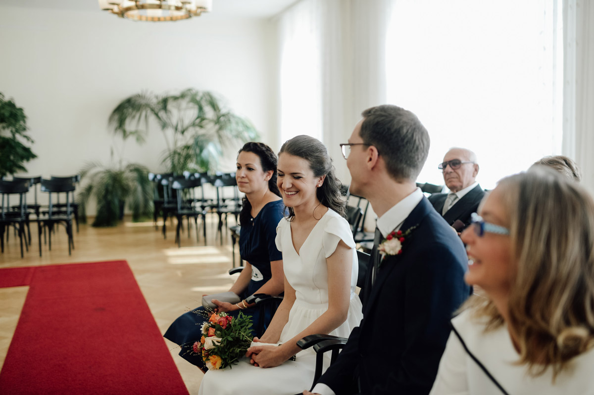 Micro wedding Vienna ceremony Standesamt innere Stadt